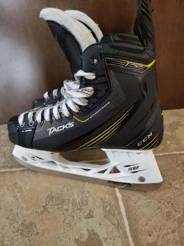 CCM Tacks Skates sz. 7