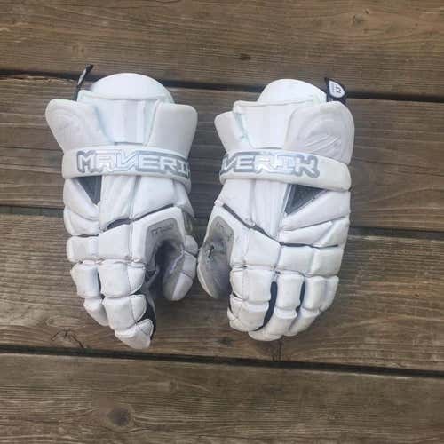 Maverik Max Gloves and Team Carolina Long Sleeve