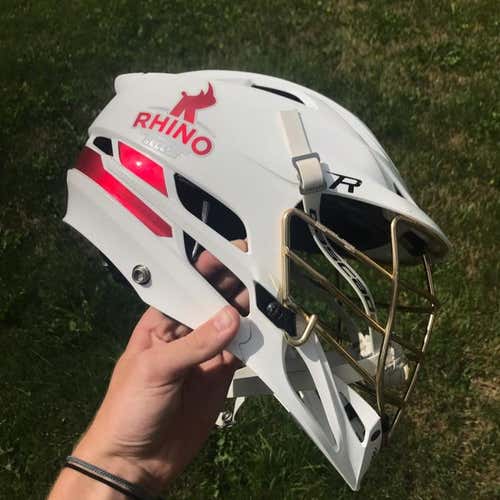 GOOD CONDITION CASCADE R LACROSSE HELMET - white