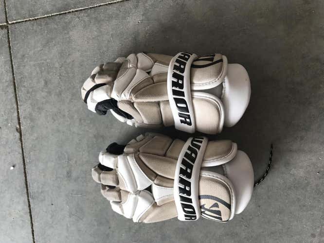 White Warrior Mach D-Lite 2 Lacrosse Gloves