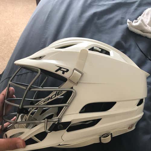 Cascade R White With Chrome Mask