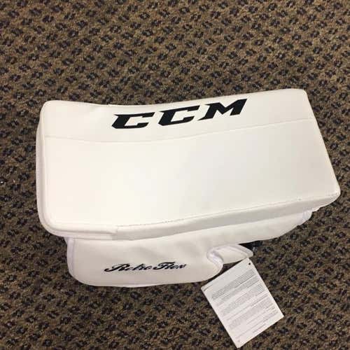 CCM Retro Flex 550 Full Right Blocker