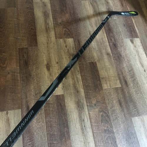 Winnwell Q9 - Brand New - 75 Flex - Ps119 Curve.
