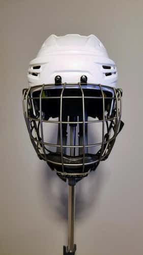 Bauer RE-AKT Hockey Helmet Combo - Senior Small - RE-AKT Titanium cage - White