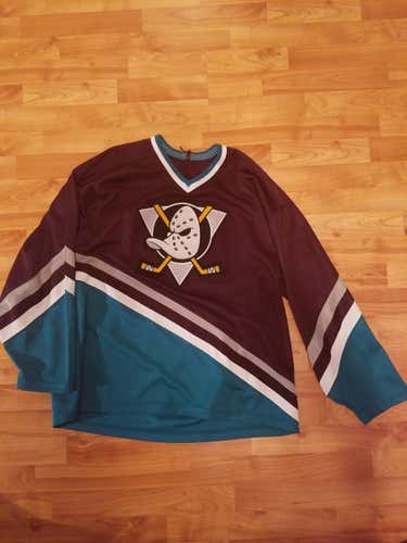 Anaheim Mighty Ducks Jersey