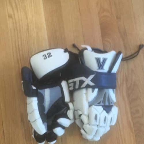 Used STX Villanova lacrosse gloves