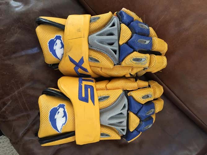 VERY USED Hofstra STX G22 Gloves Size 13" Several Holes In Fingers