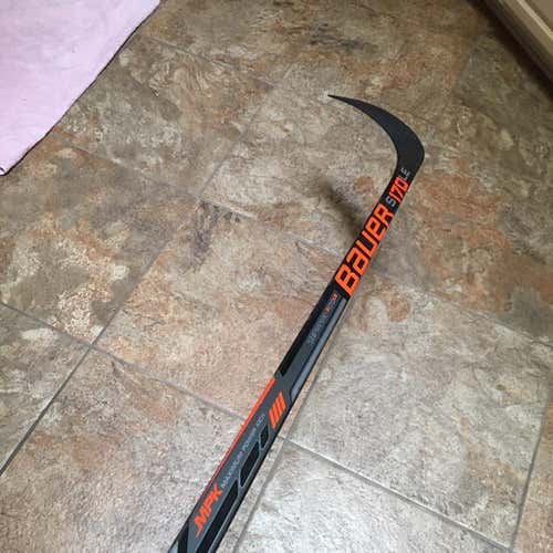 BRAND NEW BAUER STICK(MAKE OFFERS)