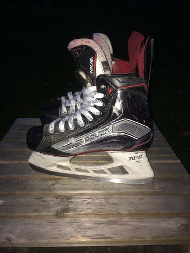 Bauer Vapor X800 Size 7D with Extra Steel