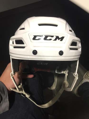 CCM RES 300 Helmet White Medium