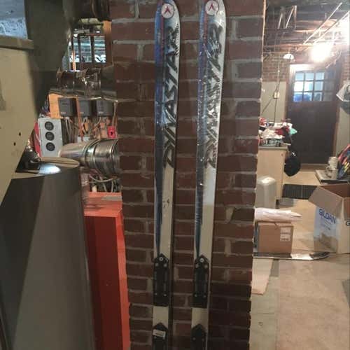 Dynastar 211 45r Speed Ski Brand New