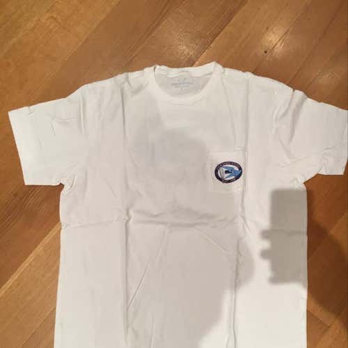 Large Vineyard Vines Shirt