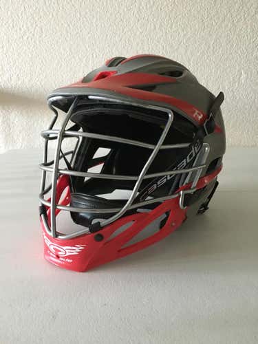Cascade R: Matte Gray/ Red Decals (w/ throat guard)