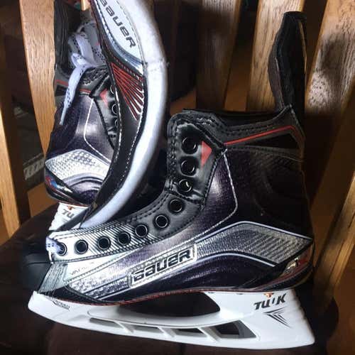 New Bauer 1x Skates
