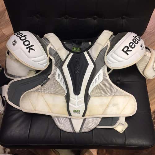 Reebok Kinetic Fit 20k Pro Shoulder Pads