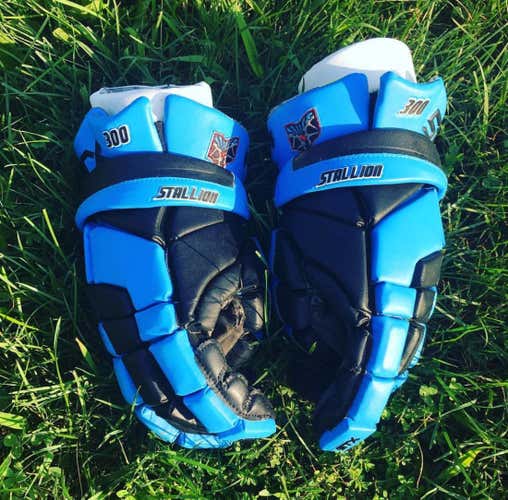 Ohio machine Stx stallion 300 gloves