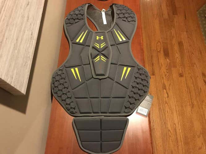 Under Armour VFT Chest Protector Size Large