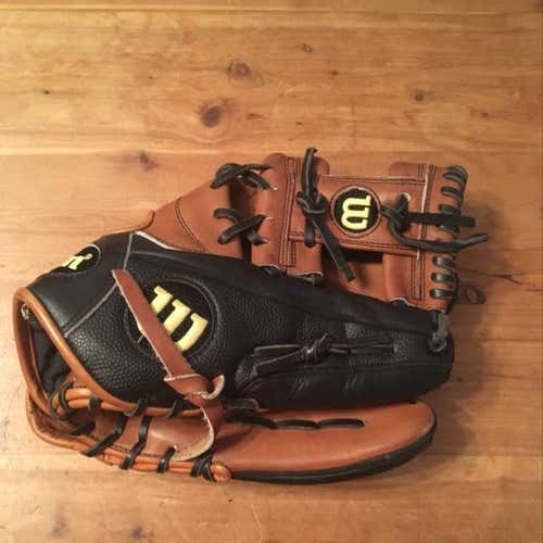 Wilson A2000 1787-ss 11.75" Baseball Glove