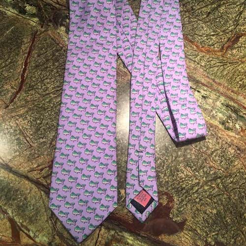 BNWT Vineyard Vines Tie