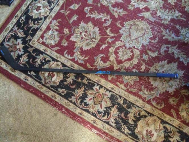 TRUE A6.0 Stick with buttendz grip