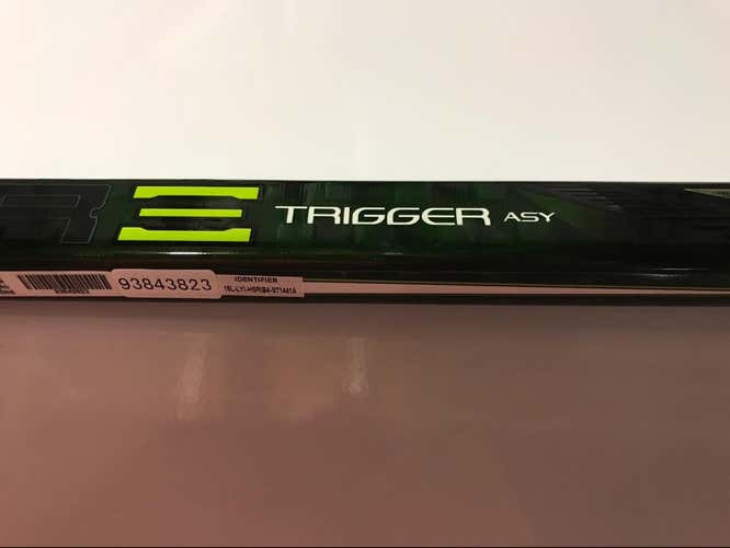 FS: CCM Ribcor Trigger ASY, Left, P29, Grip, 85 Flex