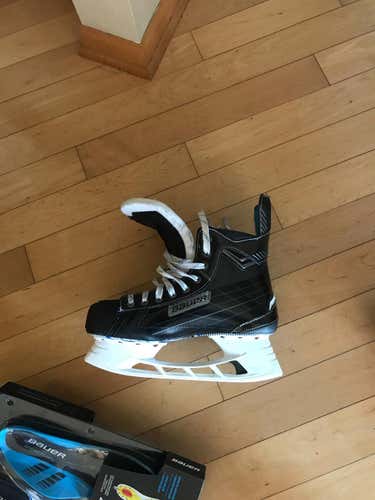 Bauer Nexus 8000 9.5 D