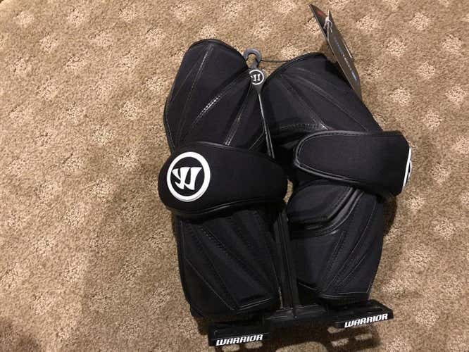 Warrior Regulator Arm Guards Black Size Large