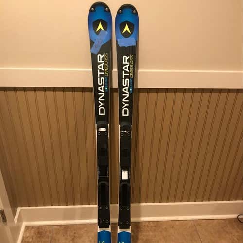 Brand New 150cm Dynastar SL Skis