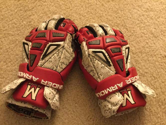 Official Maryland Lacrosse Gloves