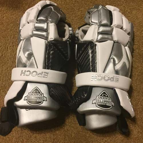 Committed Academy Integra Gloves