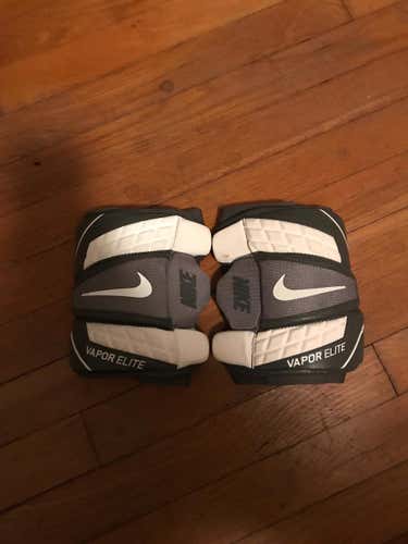 Nike Vapor Elite Elbow Pads size Large
