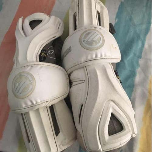 Maverik Rome's No Straps