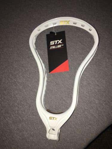 STX Stallion 700, Unstrung BNWT