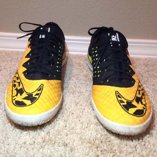 Nike Soccer Indoor Shoes