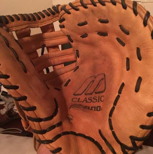 Mizuno Classic First Base Mitt