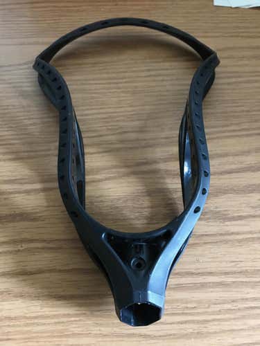 Maverik Centrik U black head unstrung used cracked offense team issued