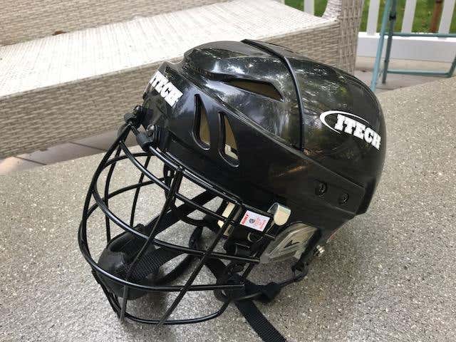 Black ITech/Bauer Box lacrosse helmet w Gait facemask