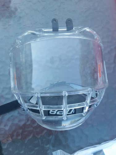 Bauer concept 3 Jr face shield