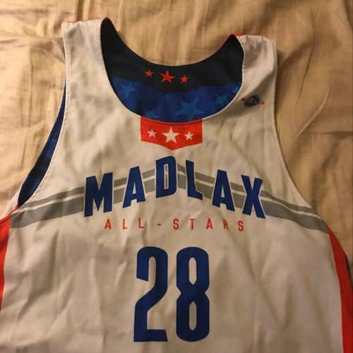 Madlax Pinnie