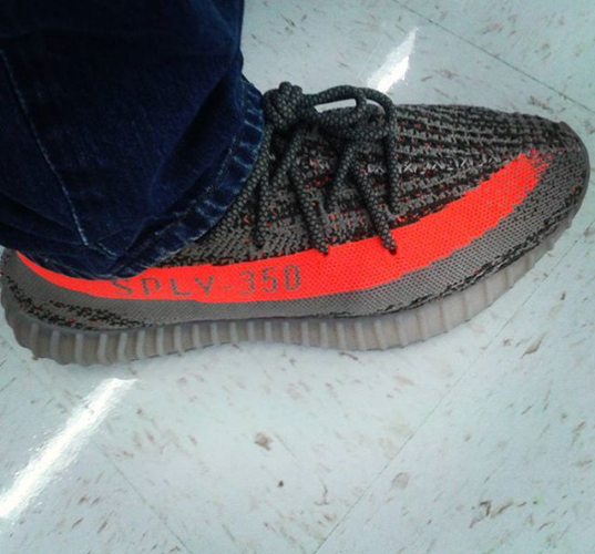 Adidas Yeezy 350 V2 Beluga