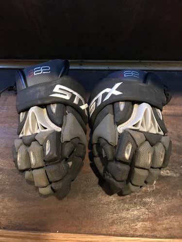 Used g22 gloves