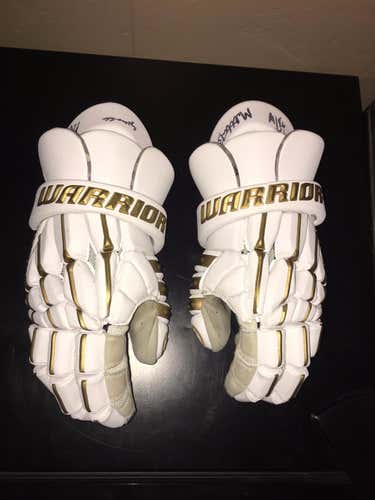 Custom white and gold Warrior regulator 2