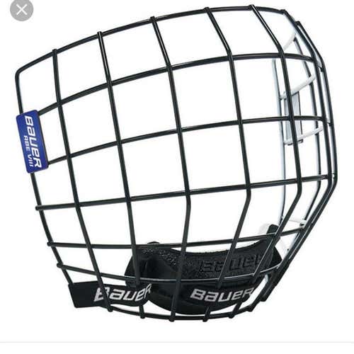 *looking For* Bauer rbe IIV i2 Cage