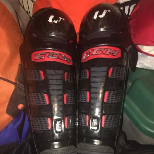 CCM Ultra Light Shin Guards 13"