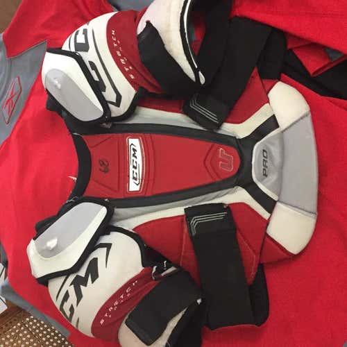 USED ccm u+pro shoulder pad