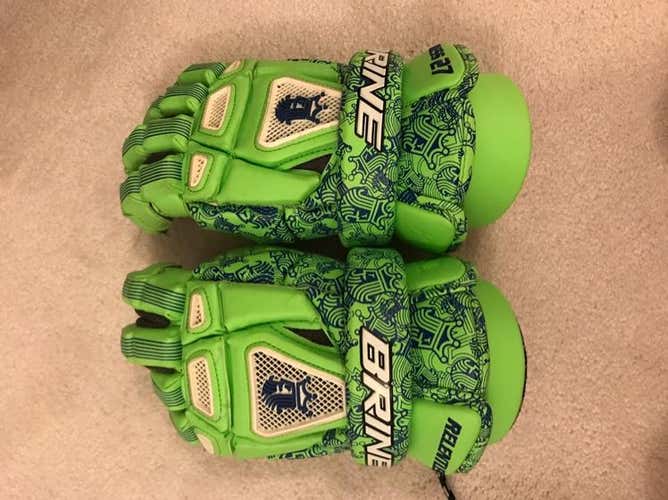 Brine King 3 Gloves Custom Relentless 27 Edition