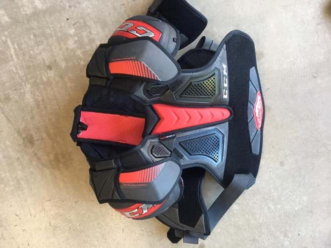 CCM Quicklite Shoulder Pads