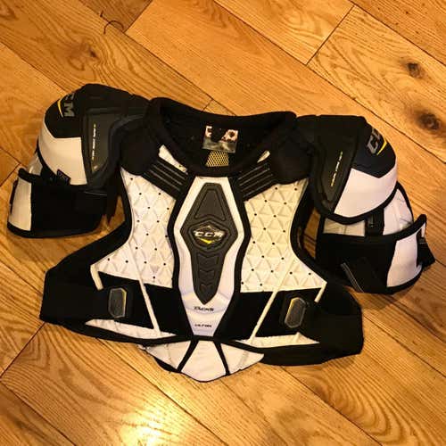 CCM Ultra tacks Hockey Shoulder Pads Senior Small
