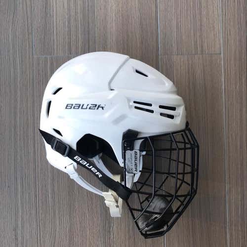 Bauer IMS 9.0 w/ Cage Profile II Cage