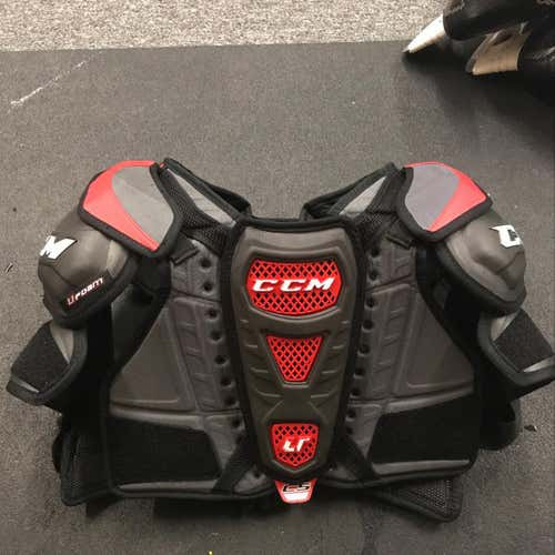 CCM senior Large Shoulder Pads